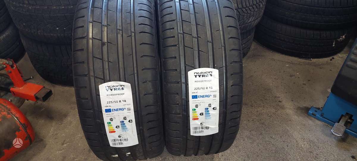 Nokian, vasarinės 225/50 R18