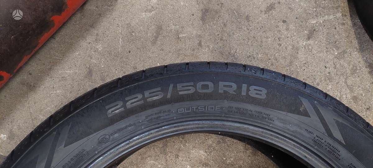 Nokian, vasarinės 225/50 R18