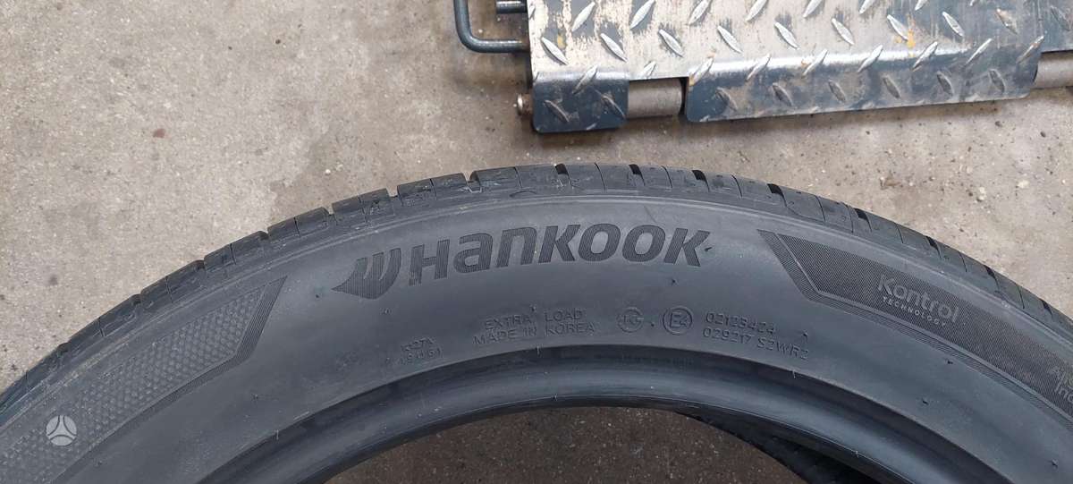 Hankook, summer 235/50 R20