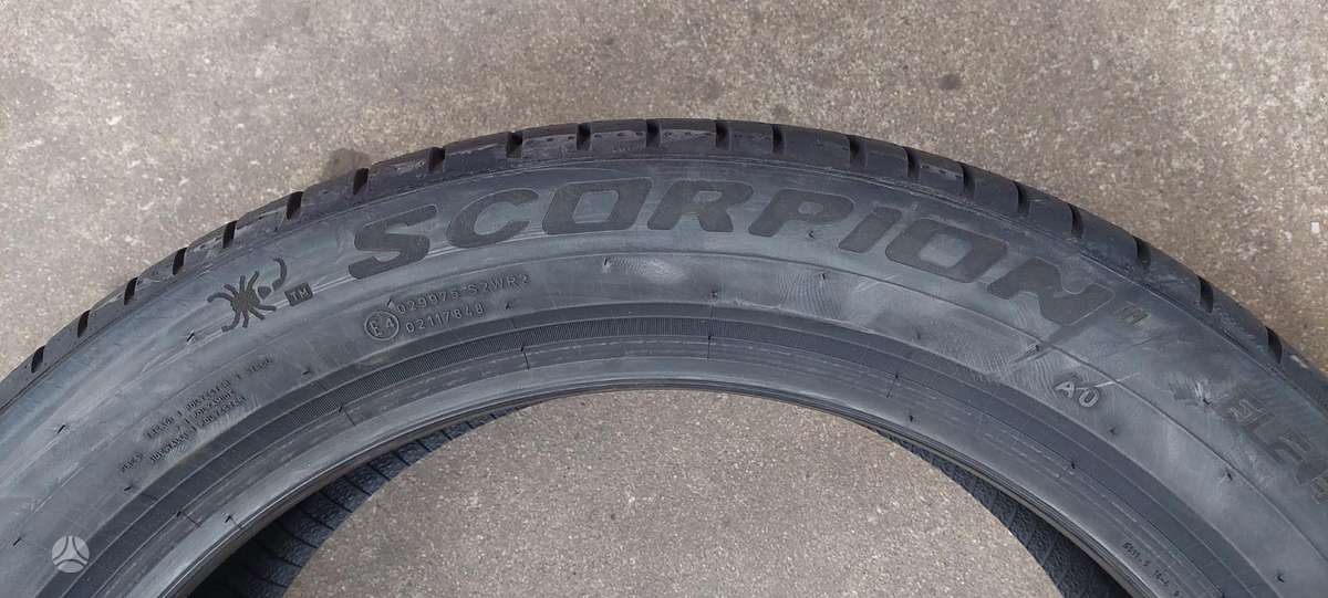 Pirelli, summer 235/50 R20