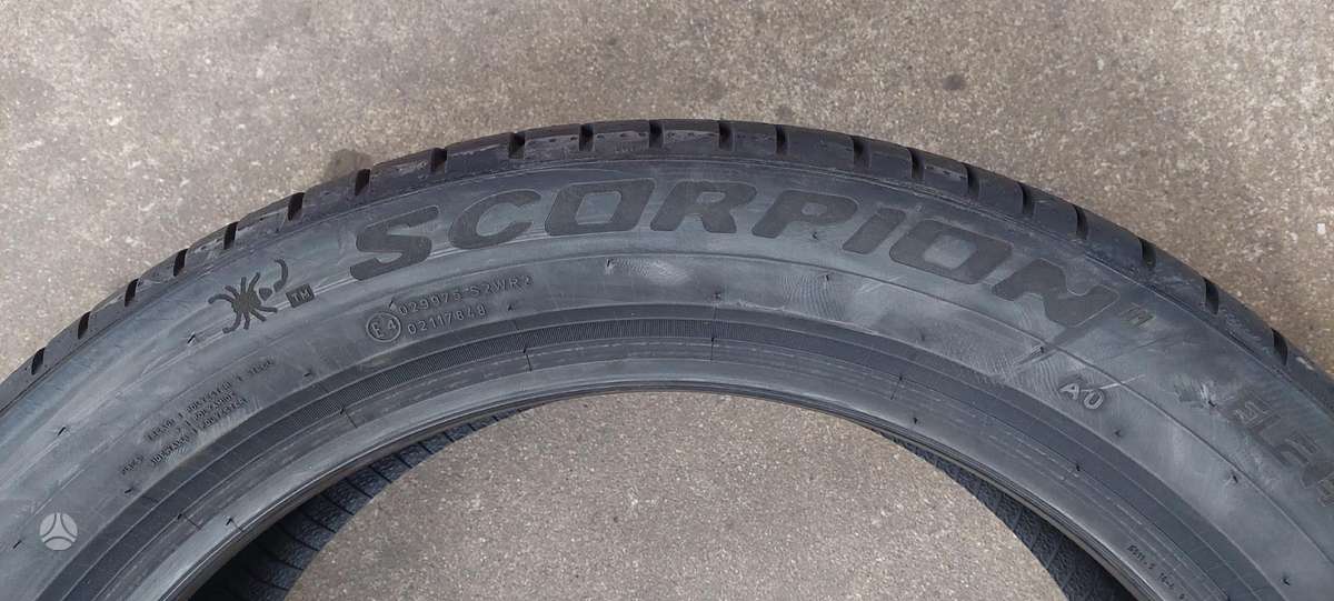 Pirelli, vasarinės 235/50 R20