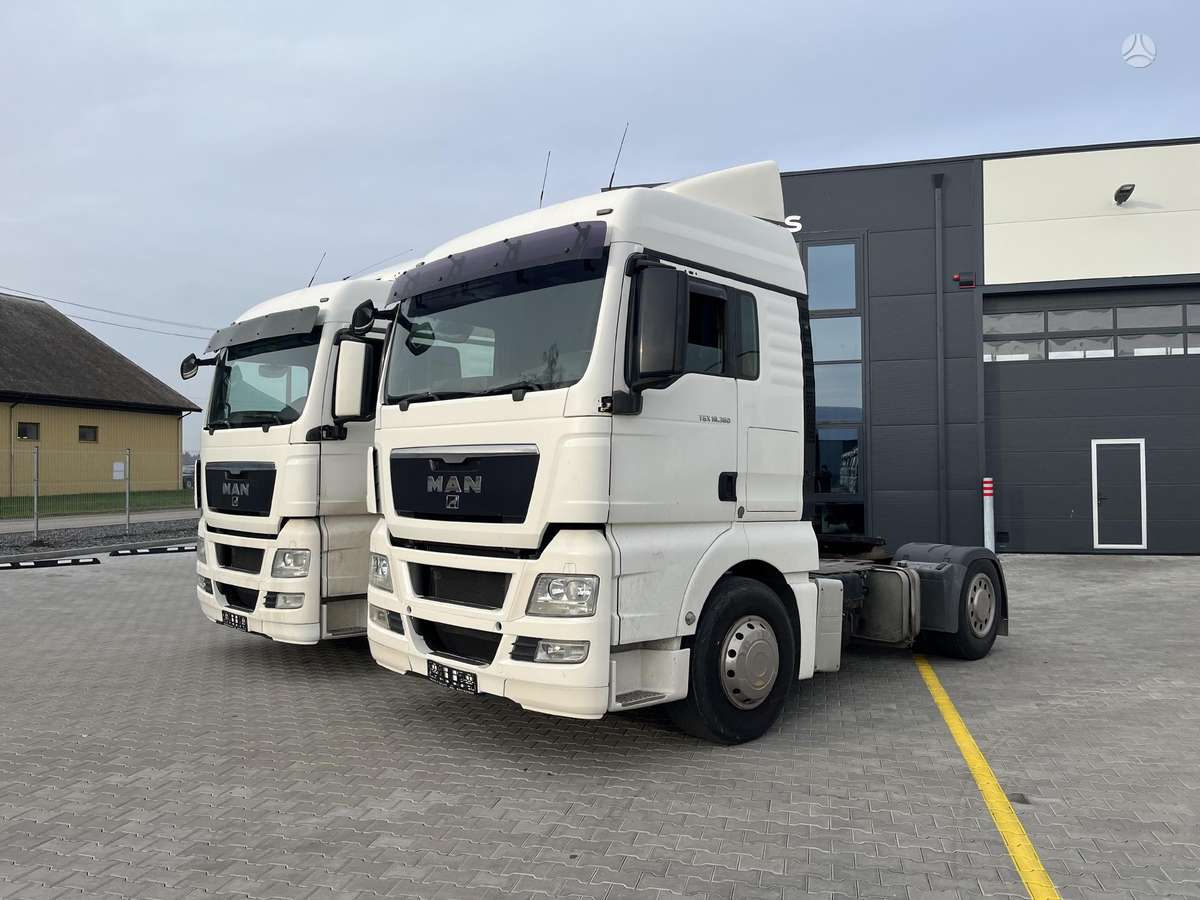 MAN TGX18.360 MANUAL, single sleeper