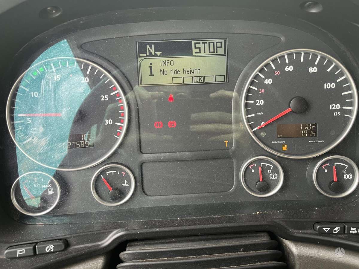 MAN TGX18.360 MANUAL, single sleeper