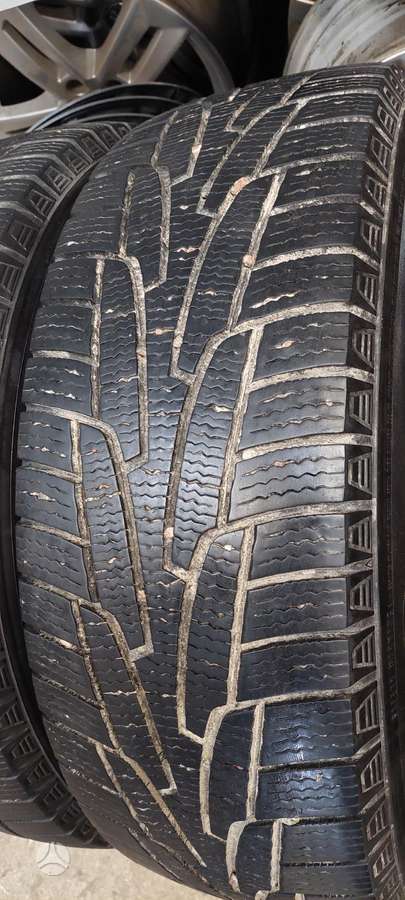 Kumho, žieminės 235/65 R17