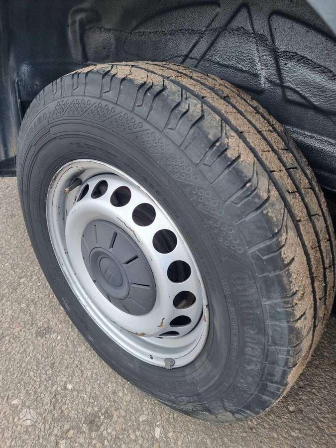 Volkswagen Crafter, cargo vans