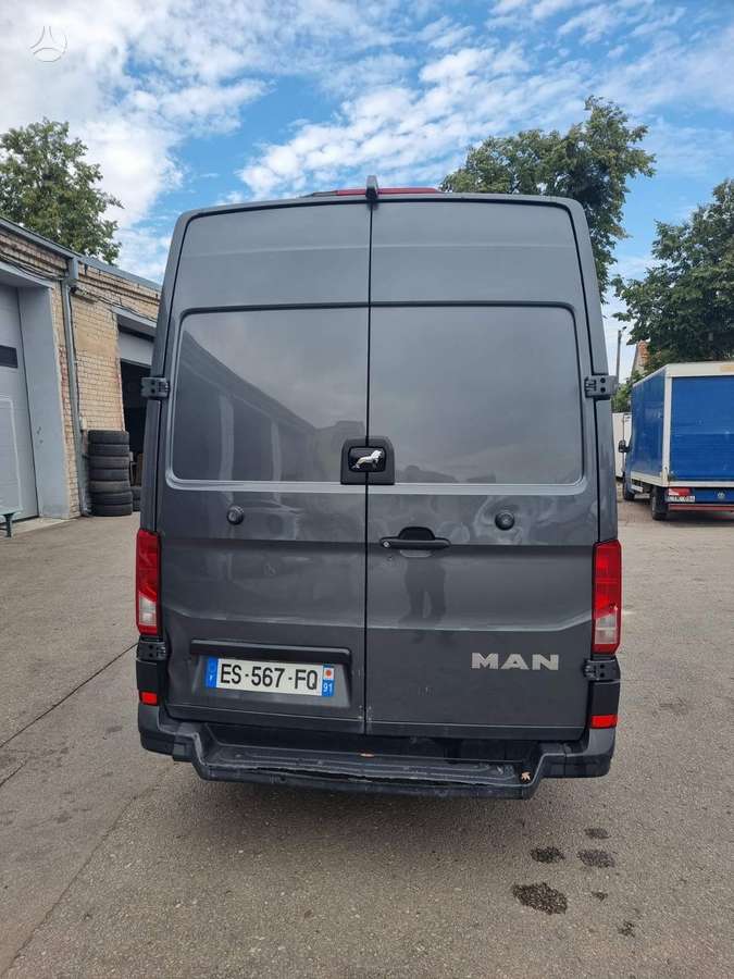 Volkswagen Crafter, preču