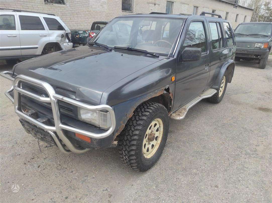 Nissan Terrano