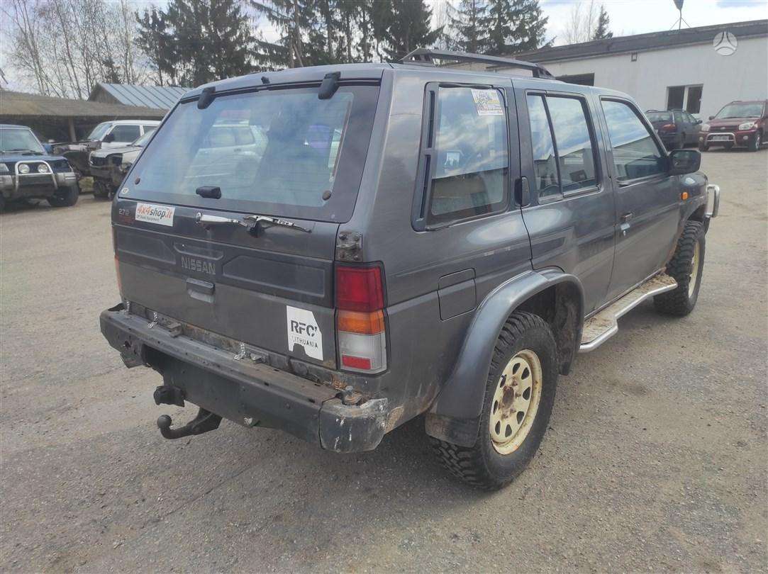 Nissan Terrano