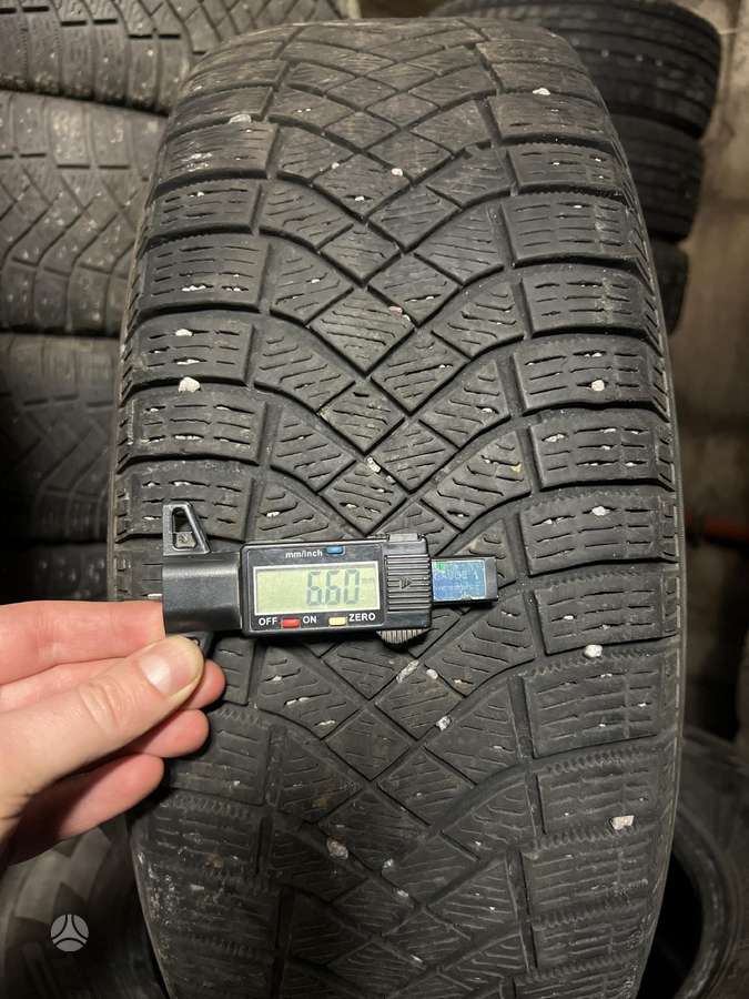 Pirelli ICE ZERO, зимние 215/65 R17