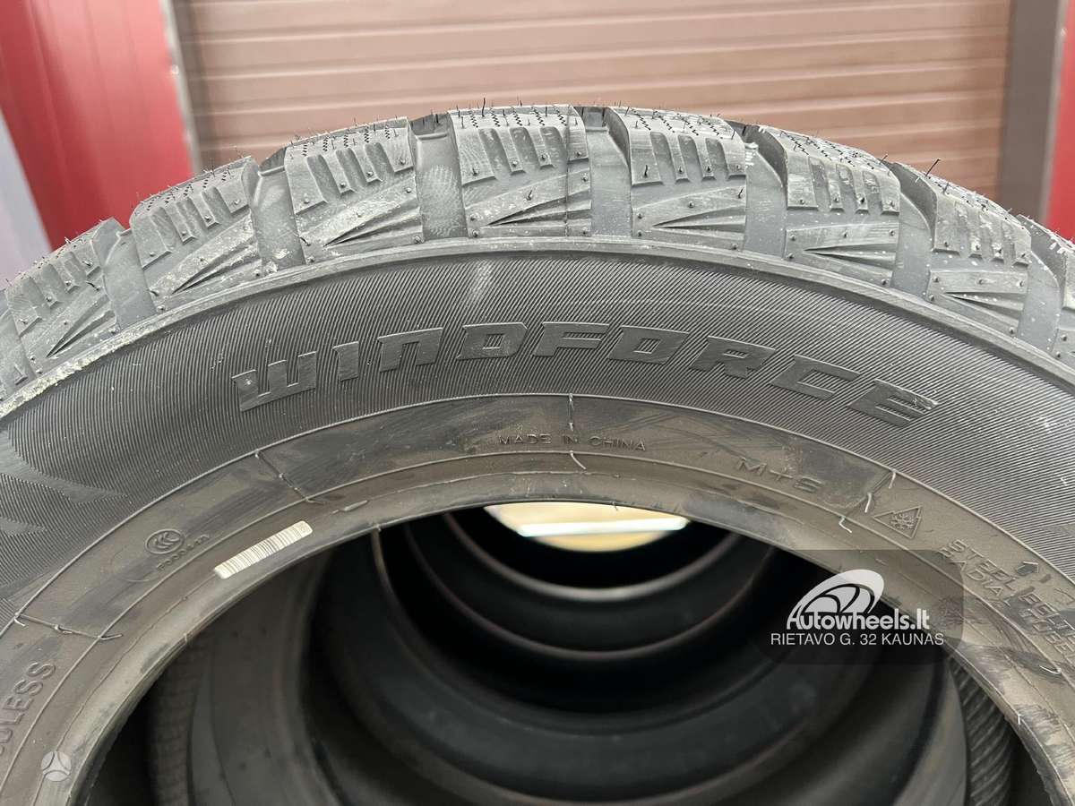 Windforce Snow Blazer, winter 215/60 R16
