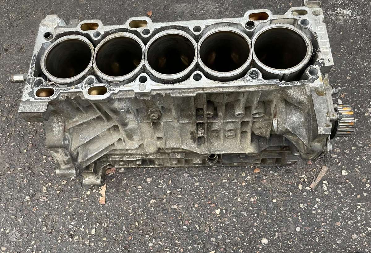 Volvo S80, B5254T12, engine block