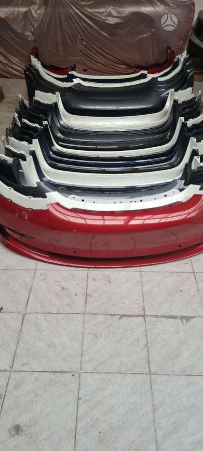 Tesla Model 3, 1084168-S0-E, kėbulo dalys