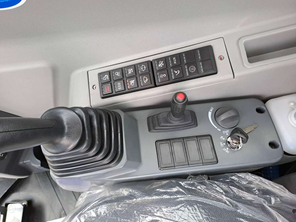 SANY SY80U, экскаваторы