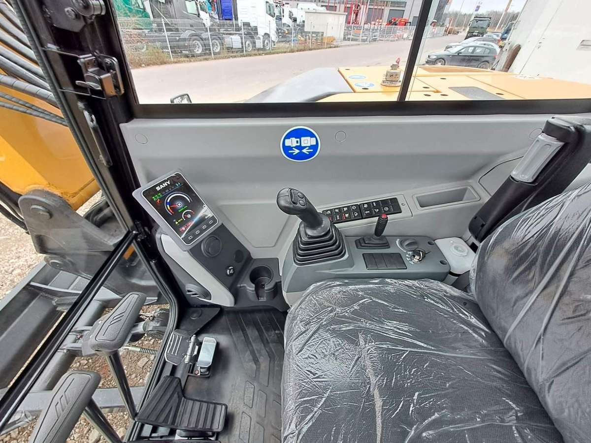 SANY SY80U, экскаваторы