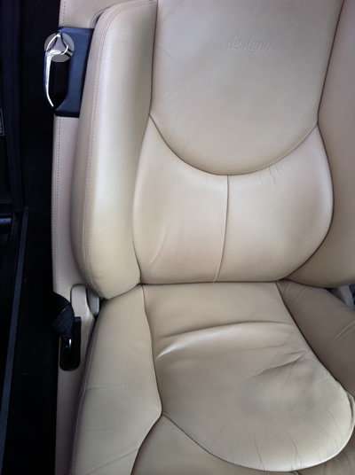 Kia Ceed oro pagalvės
