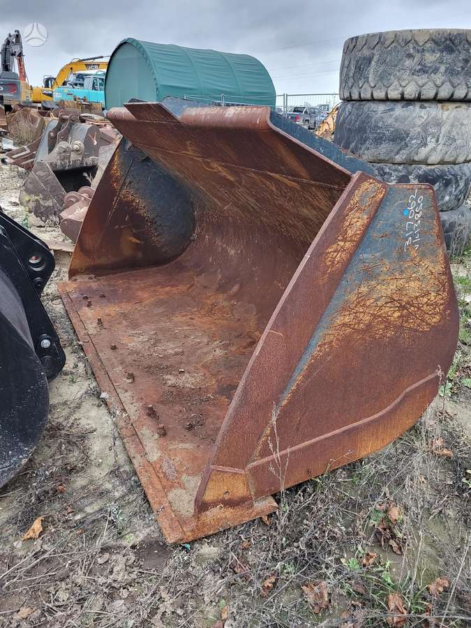 Hyundai 456, ковши