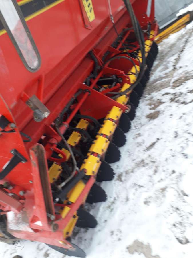 -Kita- VADERSTAD RAPID 400S, seeders, planters