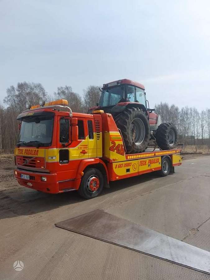 -Kita- Techni. ir traktorių pervežima, тракторы