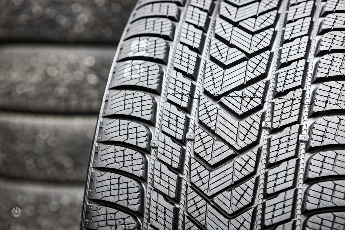 Pirelli Scorpion Winter, winter 315/30 R22