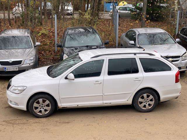 Skoda Octavia dalimis