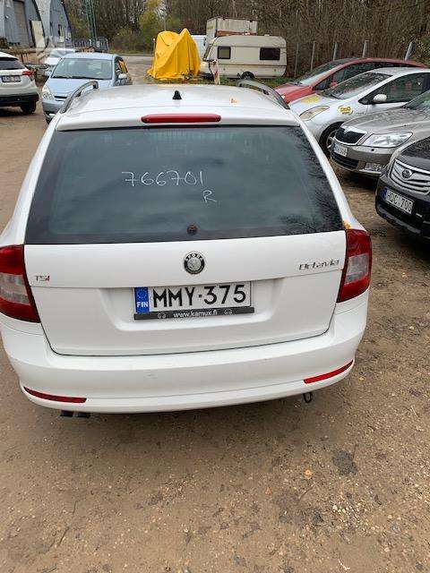 Skoda Octavia dalimis