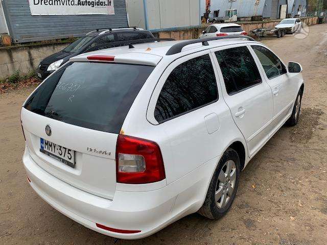 Skoda Octavia dalimis