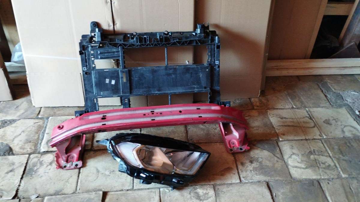 Ford EcoSport kėbulo dalys