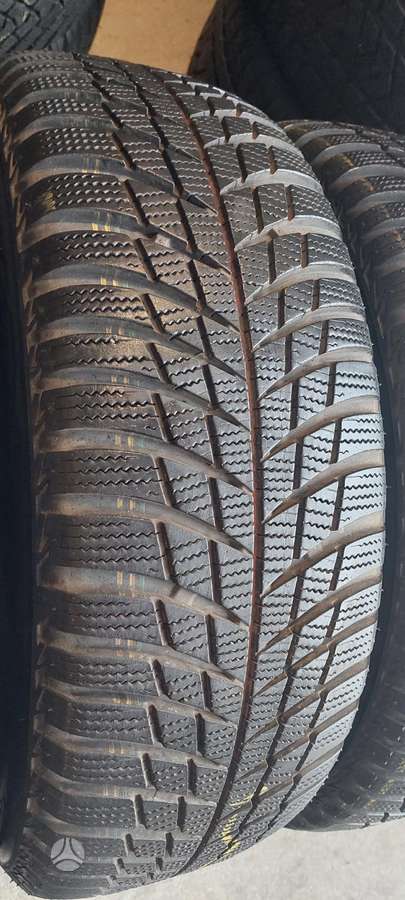 Bridgestone, зимние 205/60 R16