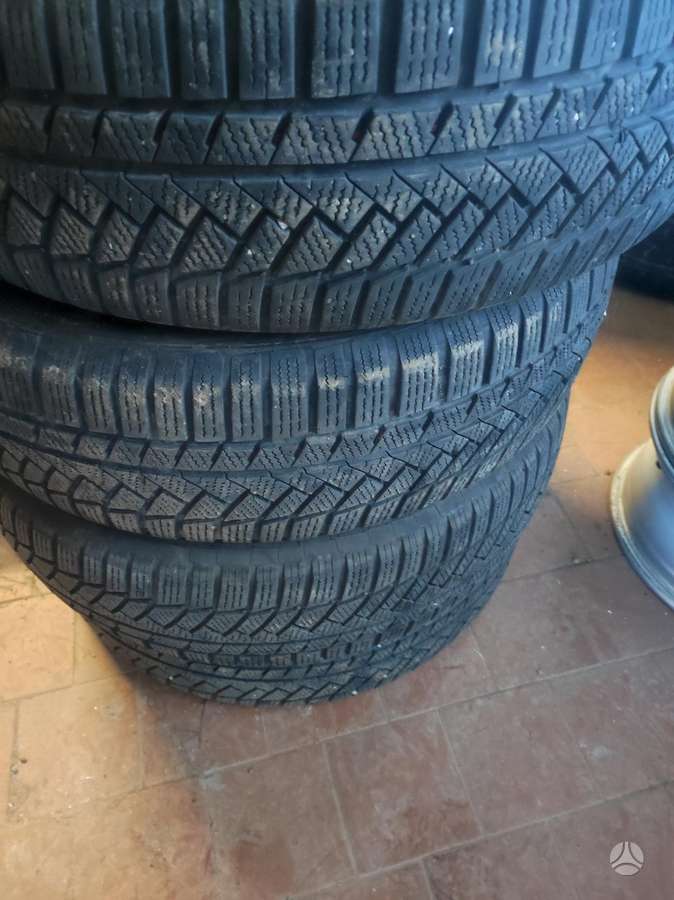 Continental, žieminės 215/65 R17