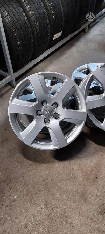 Audi, vieglmetāla, R17
