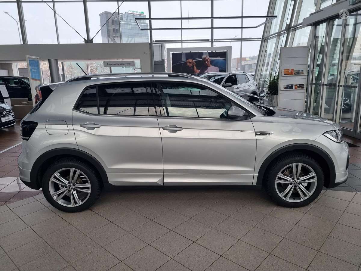 Volkswagen T-Cross, off-road / crossover