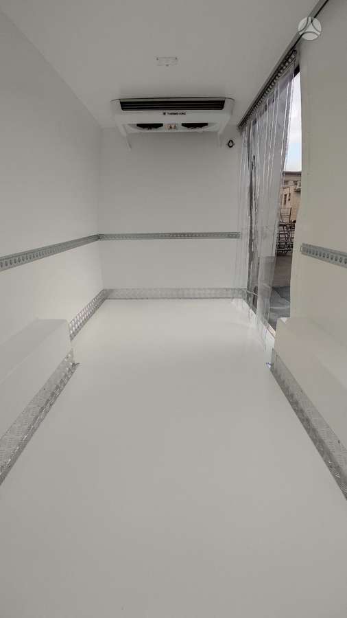 Volkswagen Crafter, cargo van