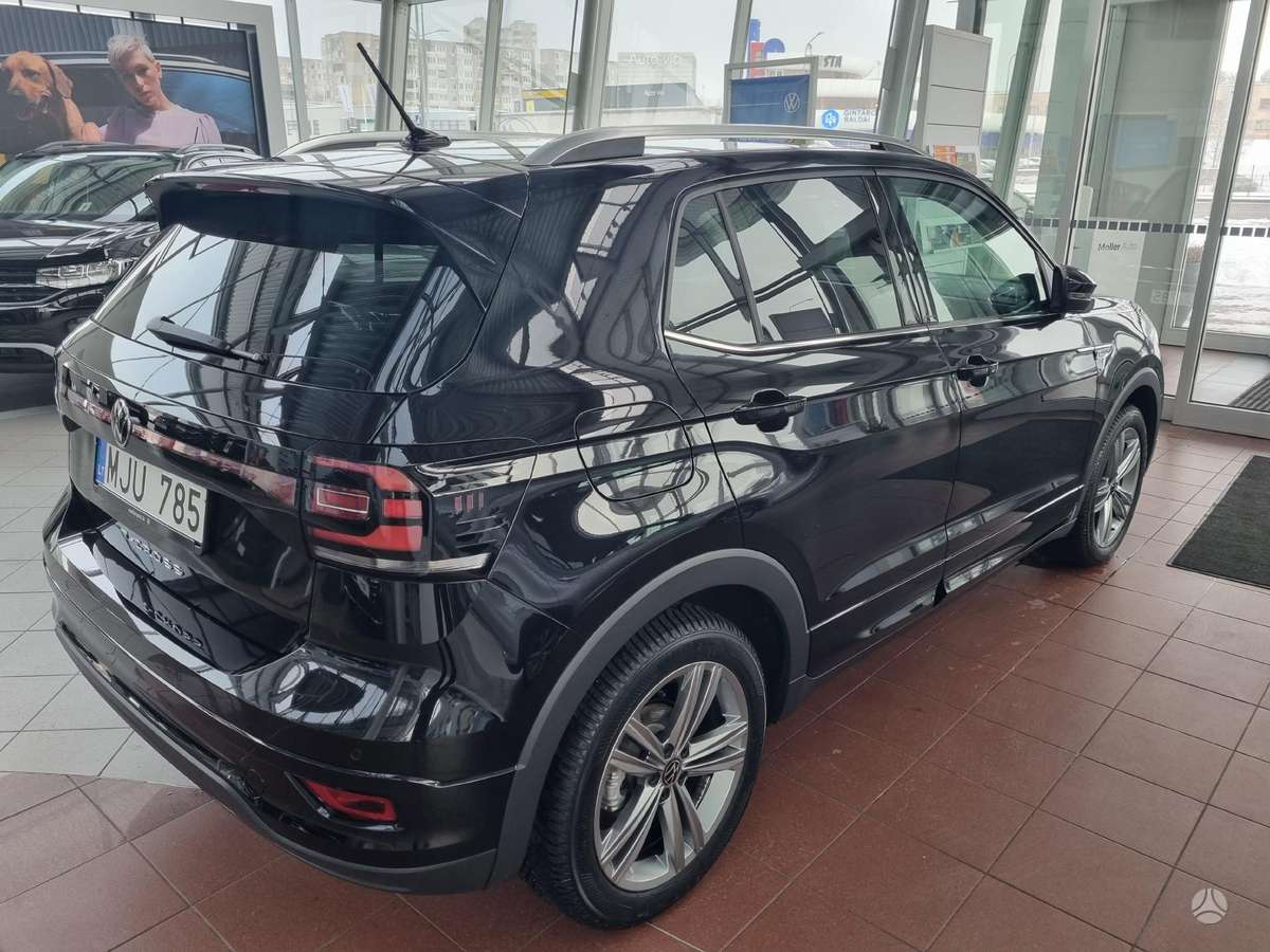 Volkswagen T-Cross, Внедорожник / Кроссовер