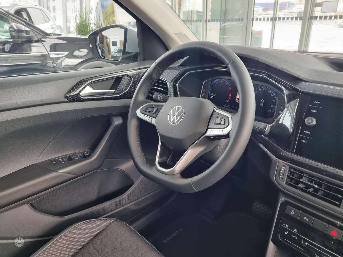 Volkswagen T-Cross, Внедорожник / Кроссовер