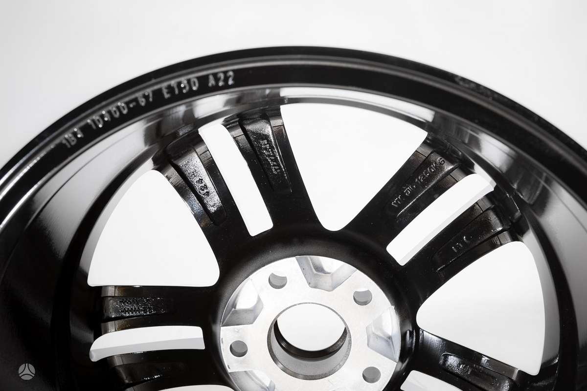 Volkswagen, light alloy, R17