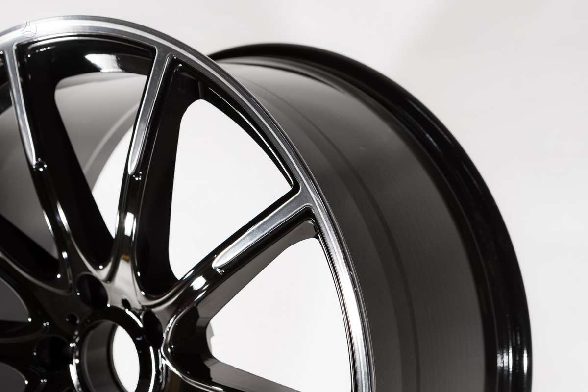Mercedes-Benz, light alloy, R22