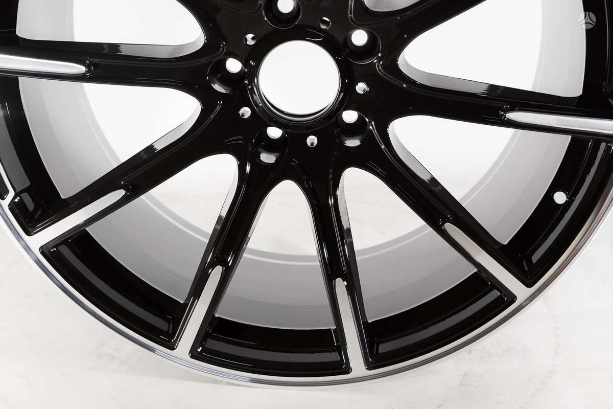 Mercedes-Benz, light alloy, R22