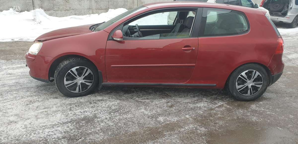 Volkswagen Golf rezerves daļās