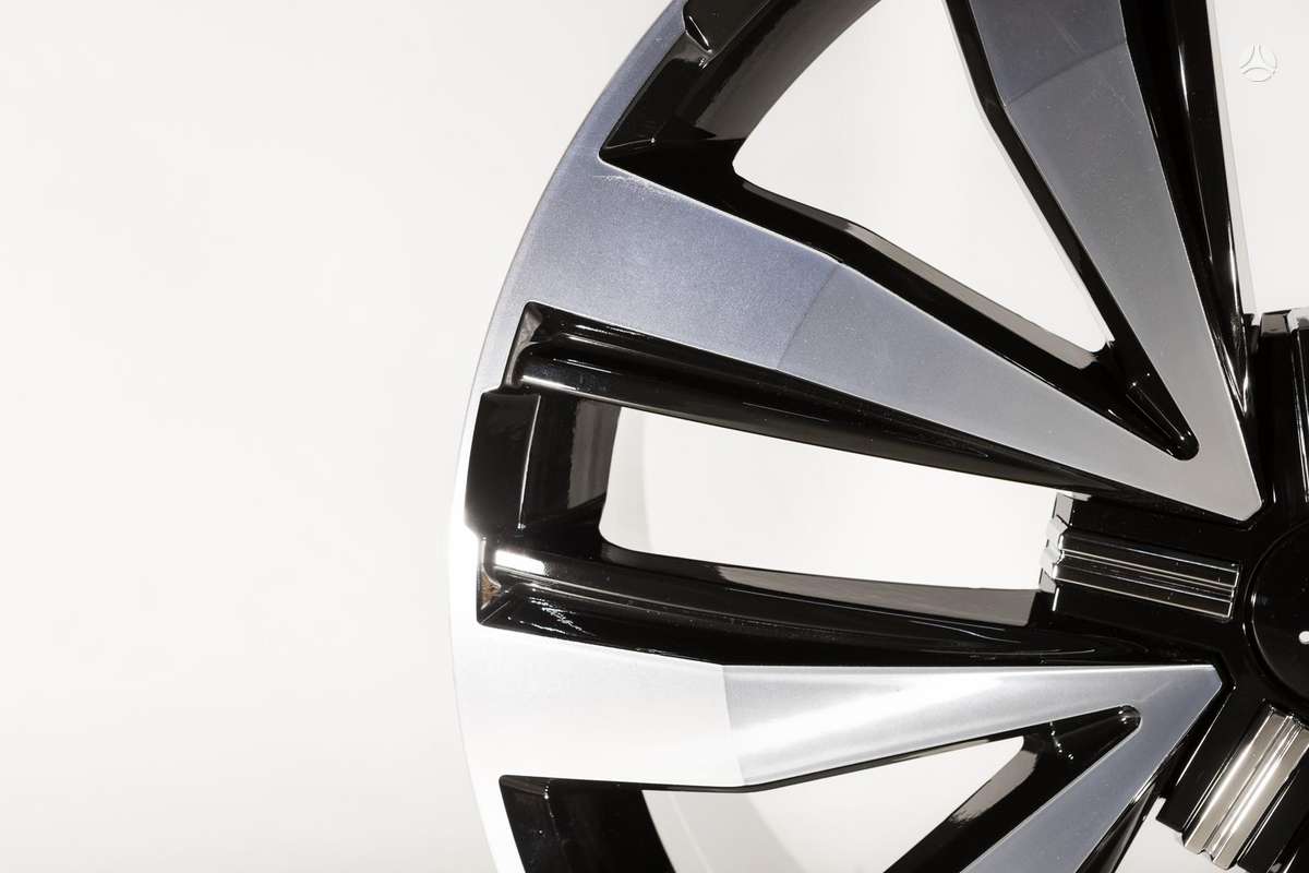 Volkswagen, lengvojo lydinio, R20