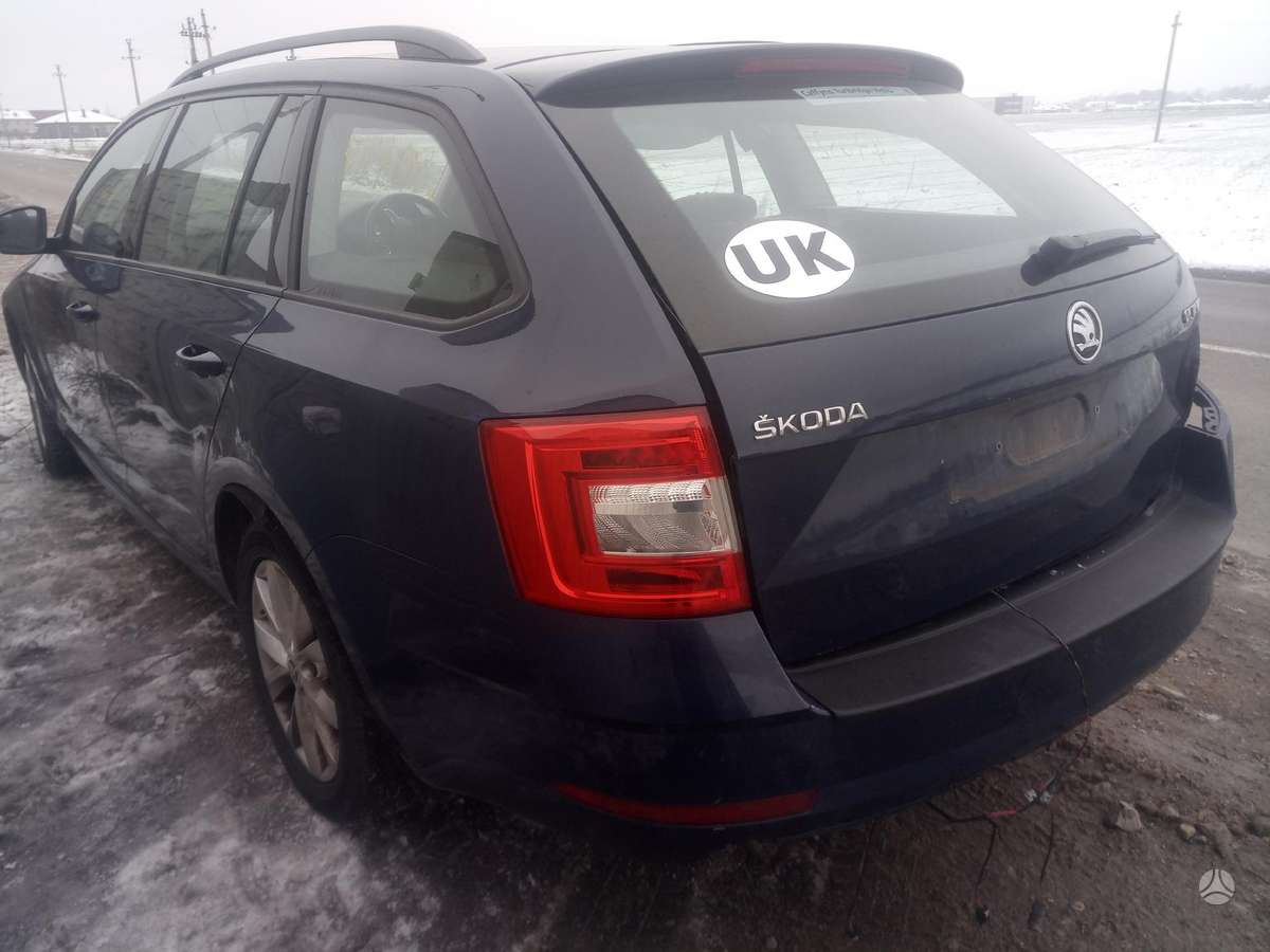 Skoda Octavia body parts