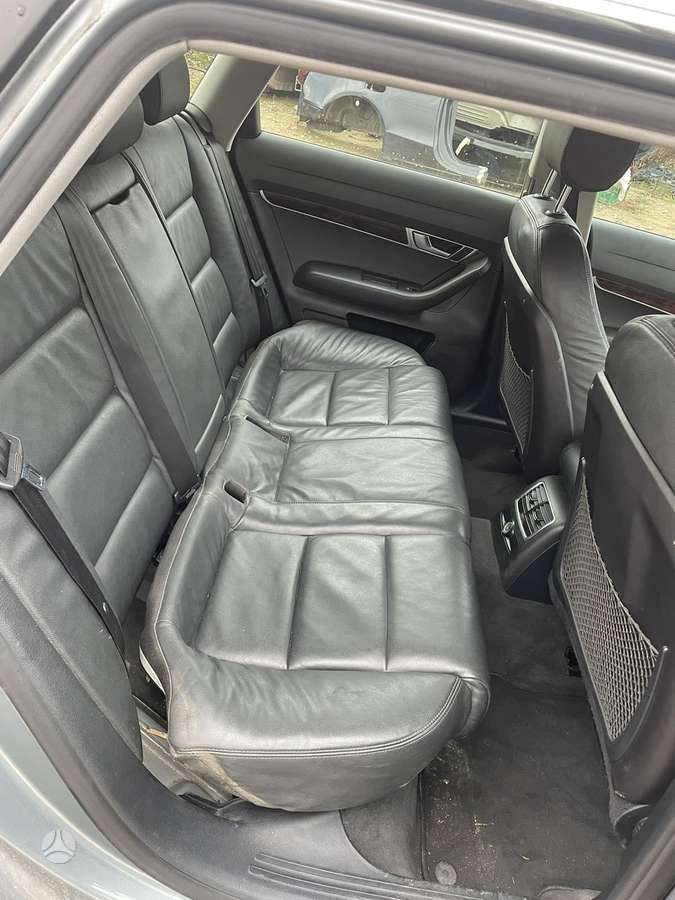 Audi A6 dalimis. Pradedama ardyti 12 01