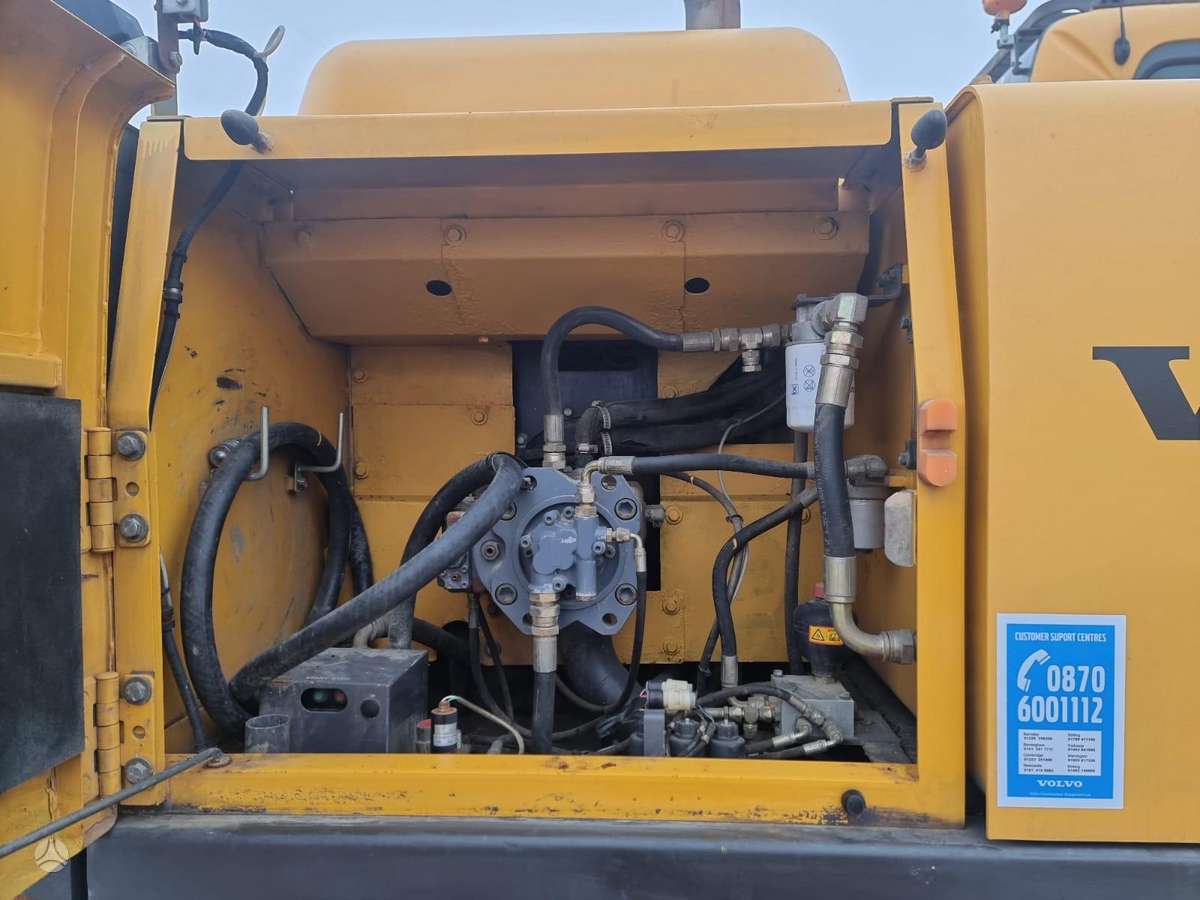 Volvo VOLVO EC210BLC, ekskavatori