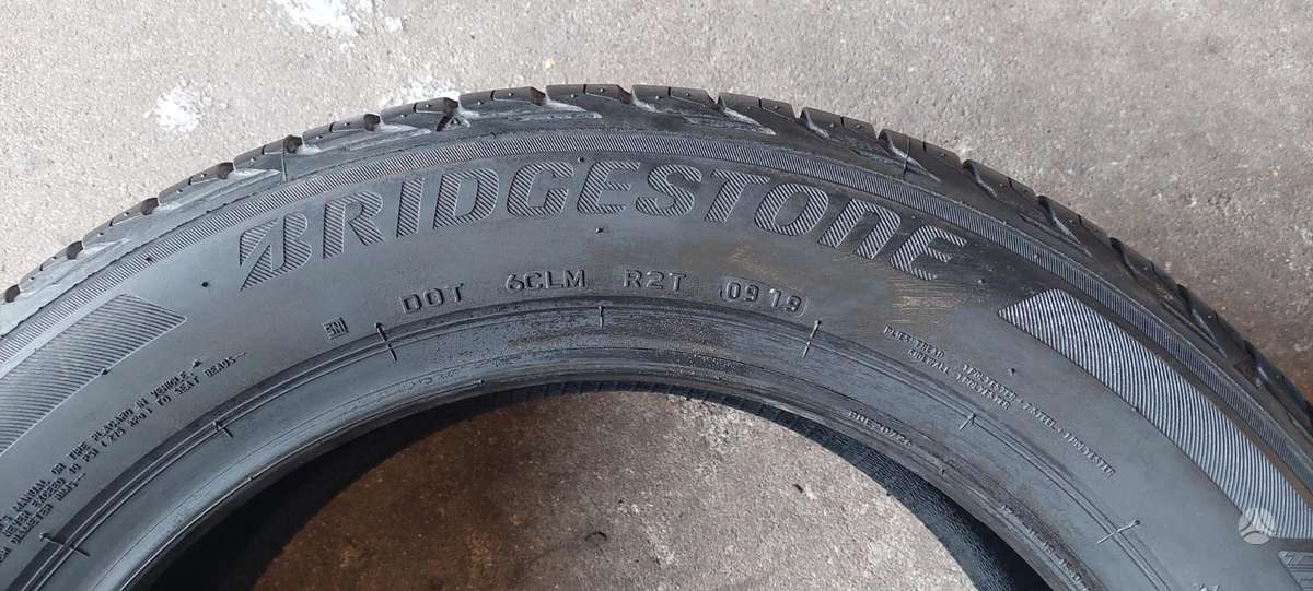 Bridgestone, vasarinės 215/55 R17