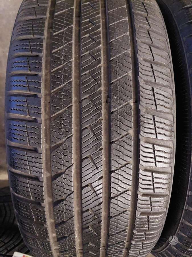 Vredestein, winter 235/45 R19