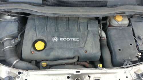 Opel Signum dalimis