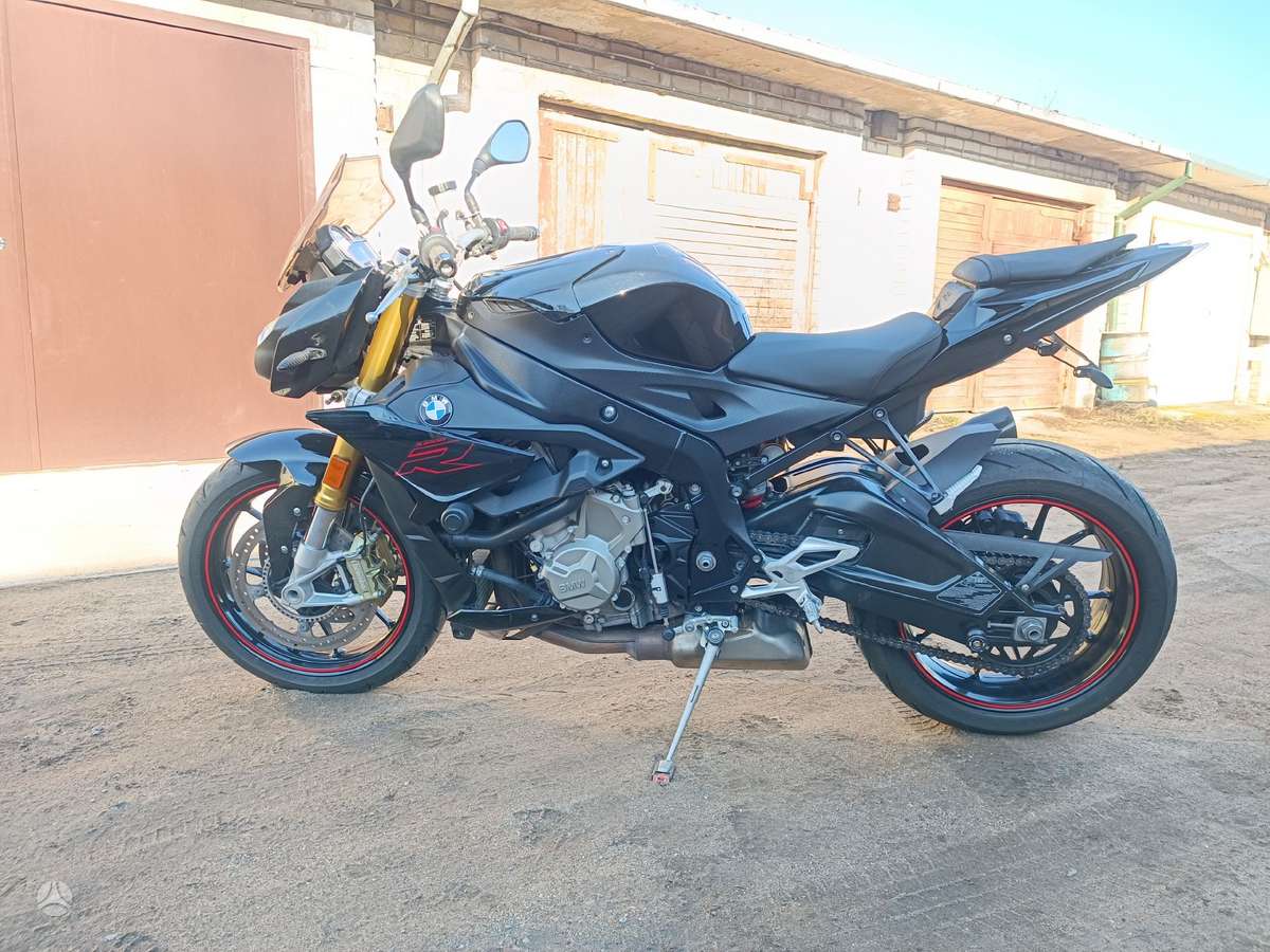 BMW S 1000 R, street / classic