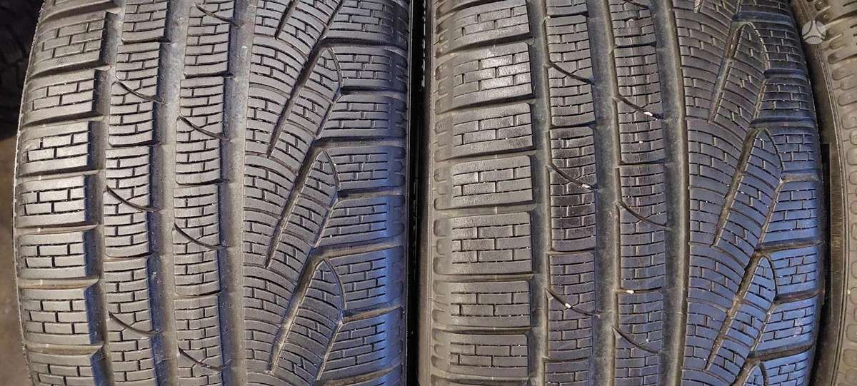 Pirelli, winter 235/40 R19