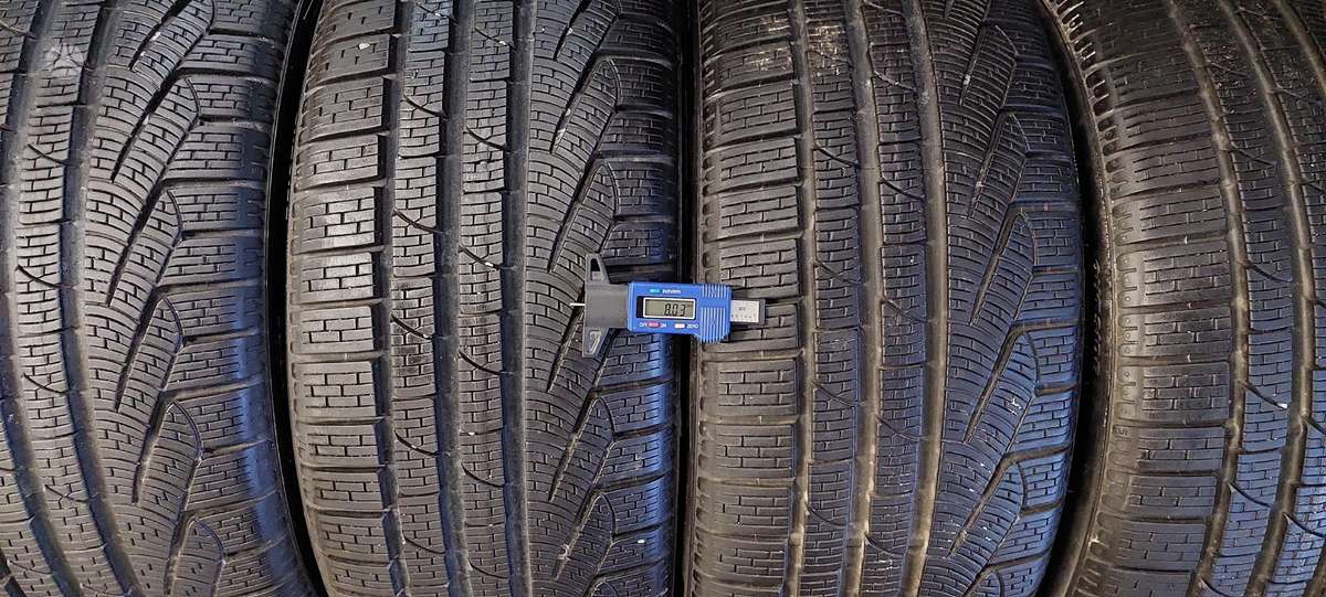 Pirelli, žieminės 235/40 R19