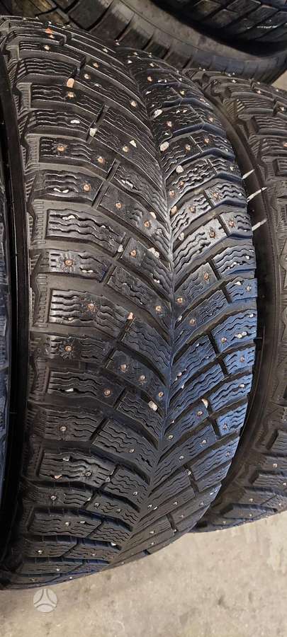 Michelin, winter 215/55 R17