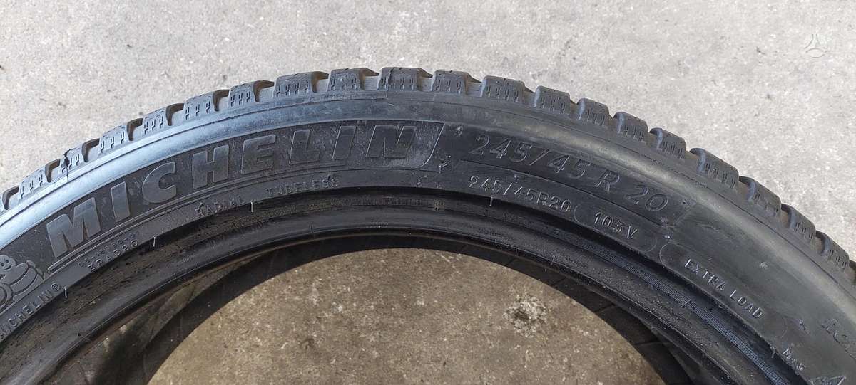 Michelin, universalios 245/45 R20
